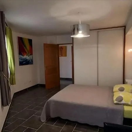 Aja Puzzuta Σπίτι διακοπών